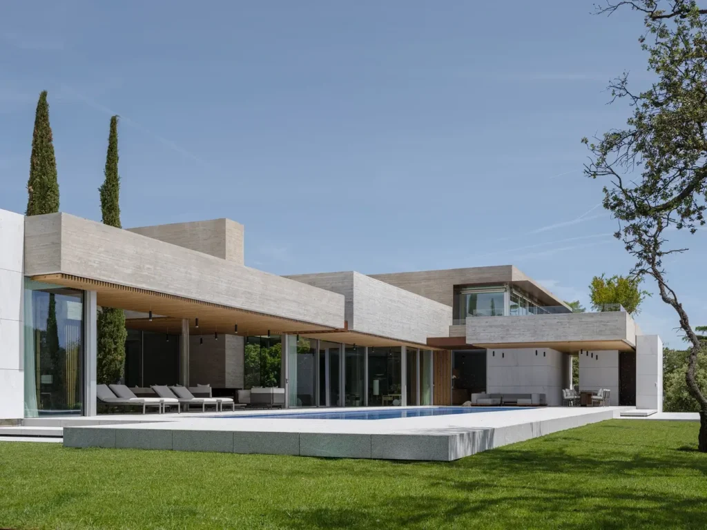 DesigningArchitecture-Single-Family-Home-in-La-Moraleja-Bueso-Inchausti-Rein-Arquitectos