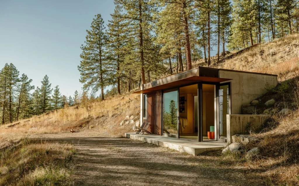 Tinyleaf cabin